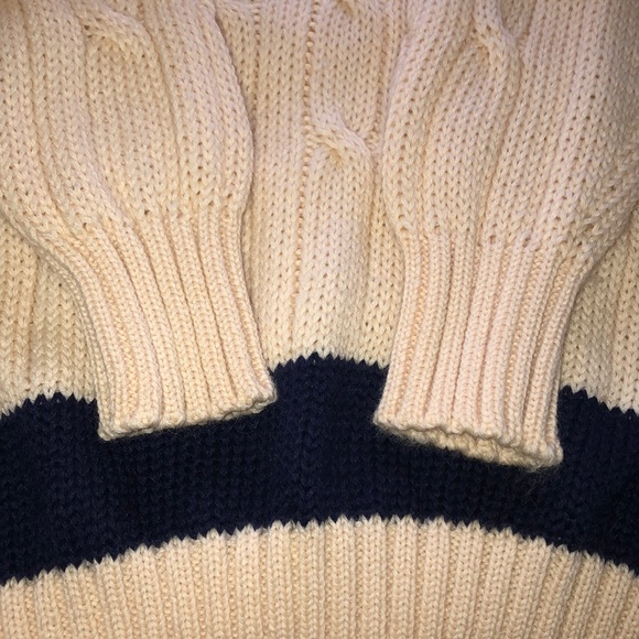 Walters Oxford Men’s Cream Wool V-neck Sweater - Picture 3 of 10